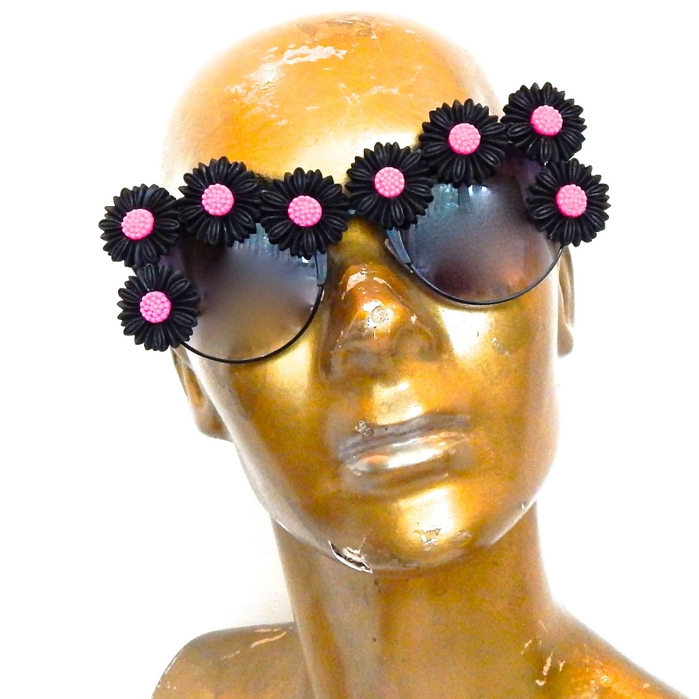 GASOLINE GLAMOUR WICKED GARDEN COCO GLASSES